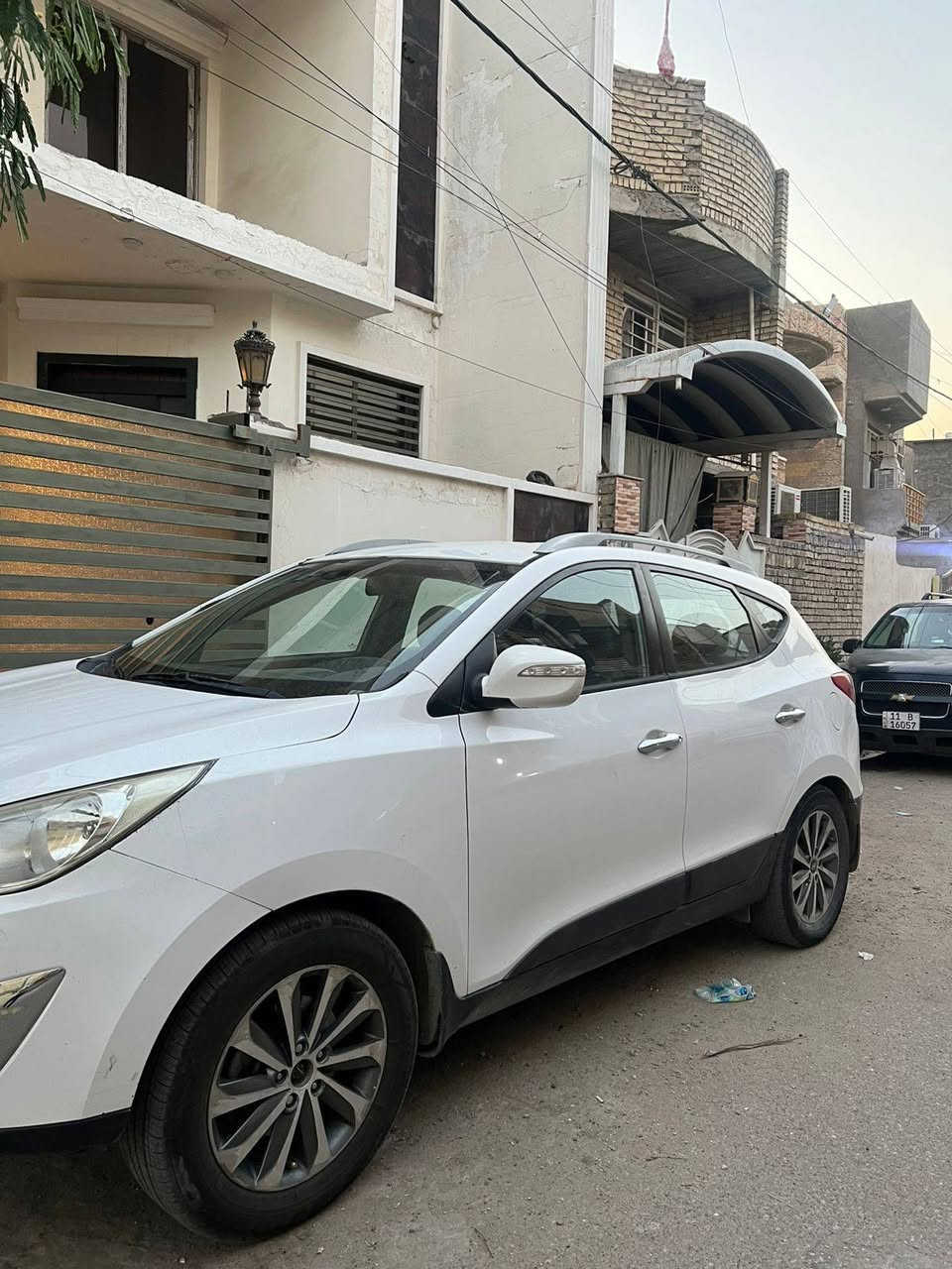 توسان ٢٠١٣ محرك كير  تبريد مكفولات  باسمي صبغ قليل في باب الخلفي  وبارد  اباب العبري خلف الصدر من جهة اليمين كما موضح بالصورة سنوية لل٢٩  السعر  ١١٦    💵💵💵💵💵 قابل للتفاوض *********** العنوان بغداد. او ديالى حيث تواجد السيارة للعلم ماشية ٣٥٠
