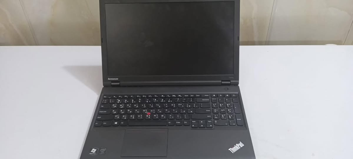 السلام عليكم
حاسبه للبيع نوع LONOVO 540T  معرُبه بالغه العربية مع شاحنه جديده الحاسبه جدا نضيفه فقط اربعه ايام استخدام للبيع سعر 175وبيه مجال للطيبين المكان ميسان حي الحسين الاستفسار  فقط واتساب ***********
