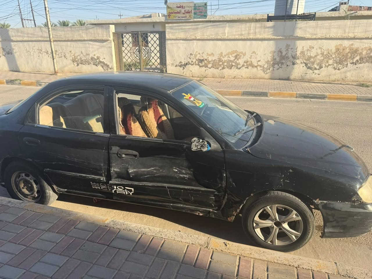 السلام عليكم 
كيا سبكترا موديل ٢٠٠٢
بيه عطلات بسيطه  سعر ٣٥ ورقه
الرقم :***********
