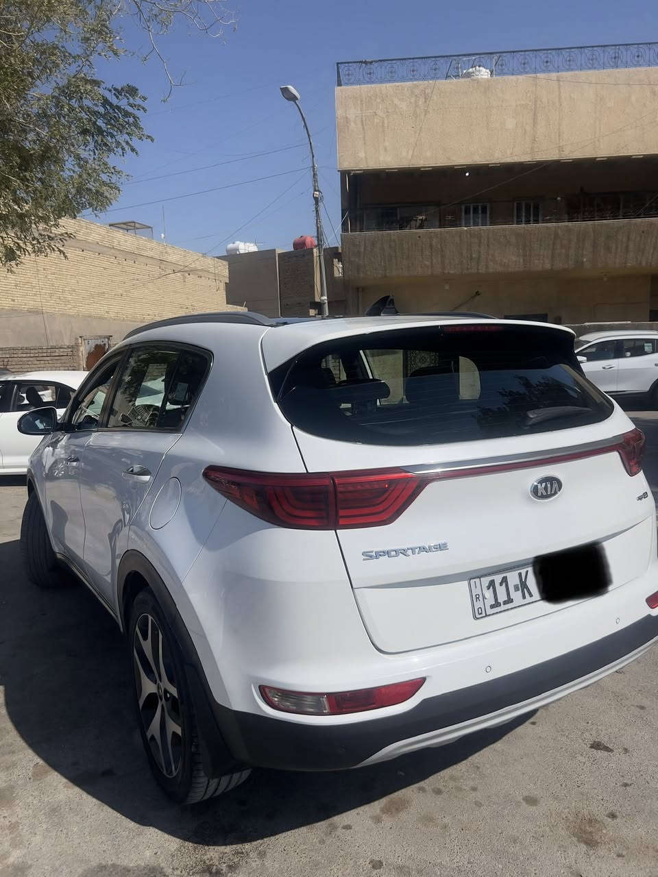 السلام عليكم 
للبيع سبورتاج 2018
فول ١-١ GT Line سيارة جديدة لاصبغ ولا ضربة 
فول الفول
مواصفات معروفة جيتي لاين 
موقع سيارة بغداد 
سعر 195$ 
للتوصل ***********
