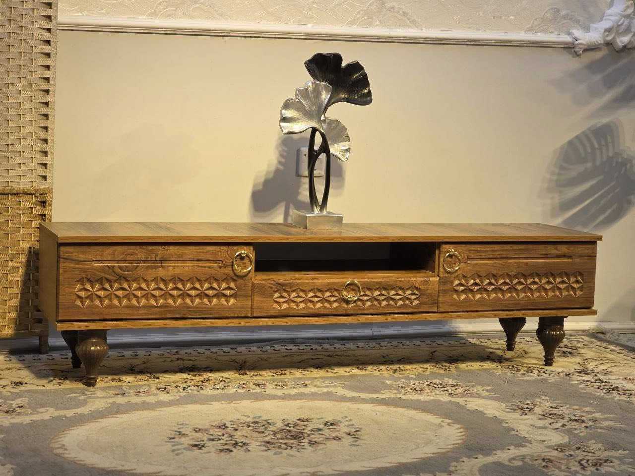 تصميم يخلي صالتك أرتب  وفرنالكم ميز بلازما
📏 القياسات:
▪️ الطول: ١٦٠ سم
▪️ الارتفاع: ٤٠ سم
▪️ العمق: ٣٥ سم
بســـعر 70 الف والتوصيل مجاني لكافه المحافظات قطع محدوده للحجز خاص شرط الفحص قبل الاستلام


**إذا كنت صاحب هذا الإعلان وتريد حذفه لأي سبب، رجاءا أرسل رسالة إلى الدعم الفني**