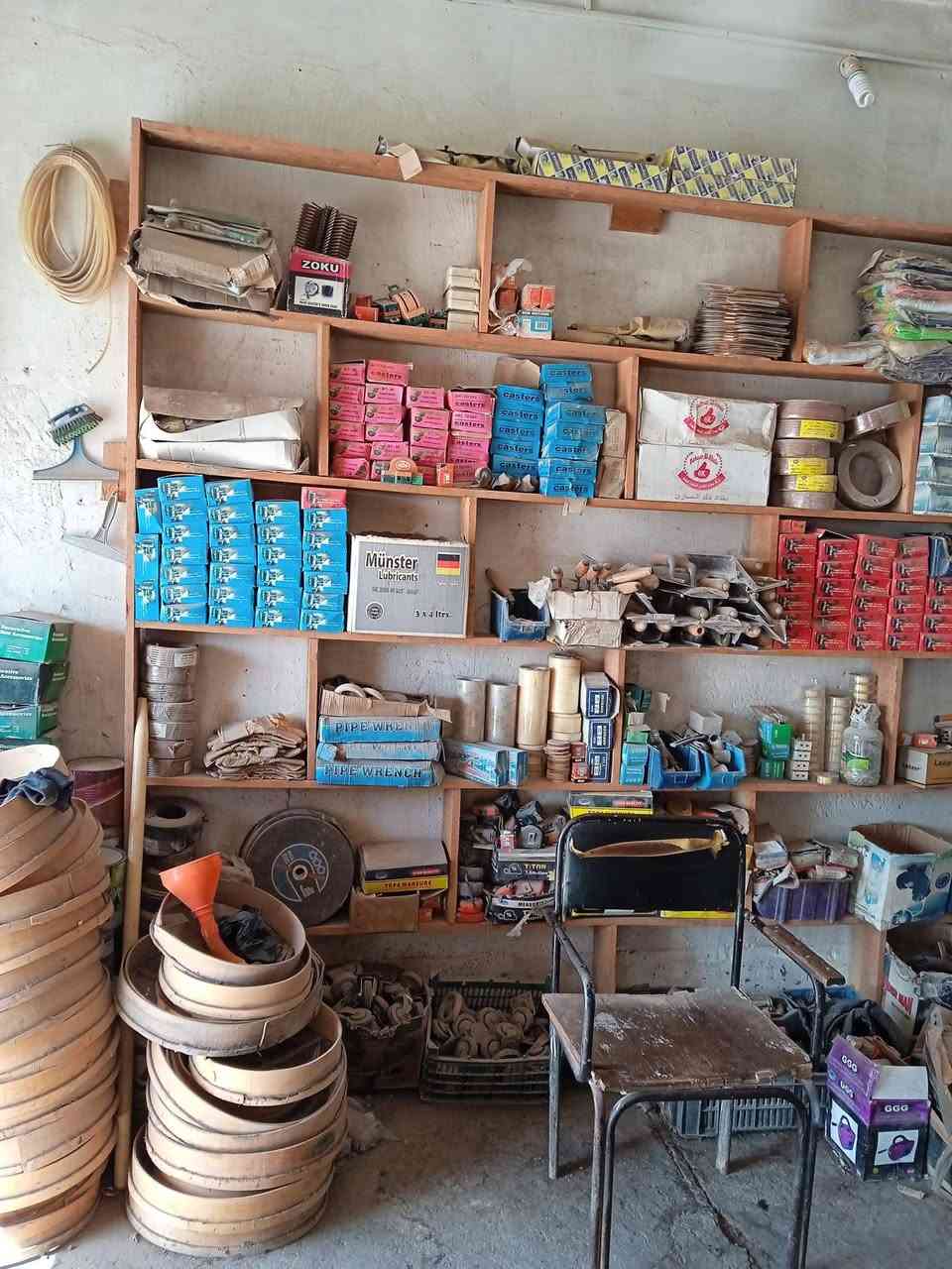 السلام عليكم 
غراض انشائية للبيع 
نضيفة بلكارتون تجي وتشوفهن ابعينك 
السعر سبع ملايين 
بيهن مجال حك الجية 

المكان البصرة مركز المدينة العالية


**إذا كنت صاحب هذا الإعلان وتريد حذفه لأي سبب، رجاءا أرسل رسالة إلى الدعم الفني**