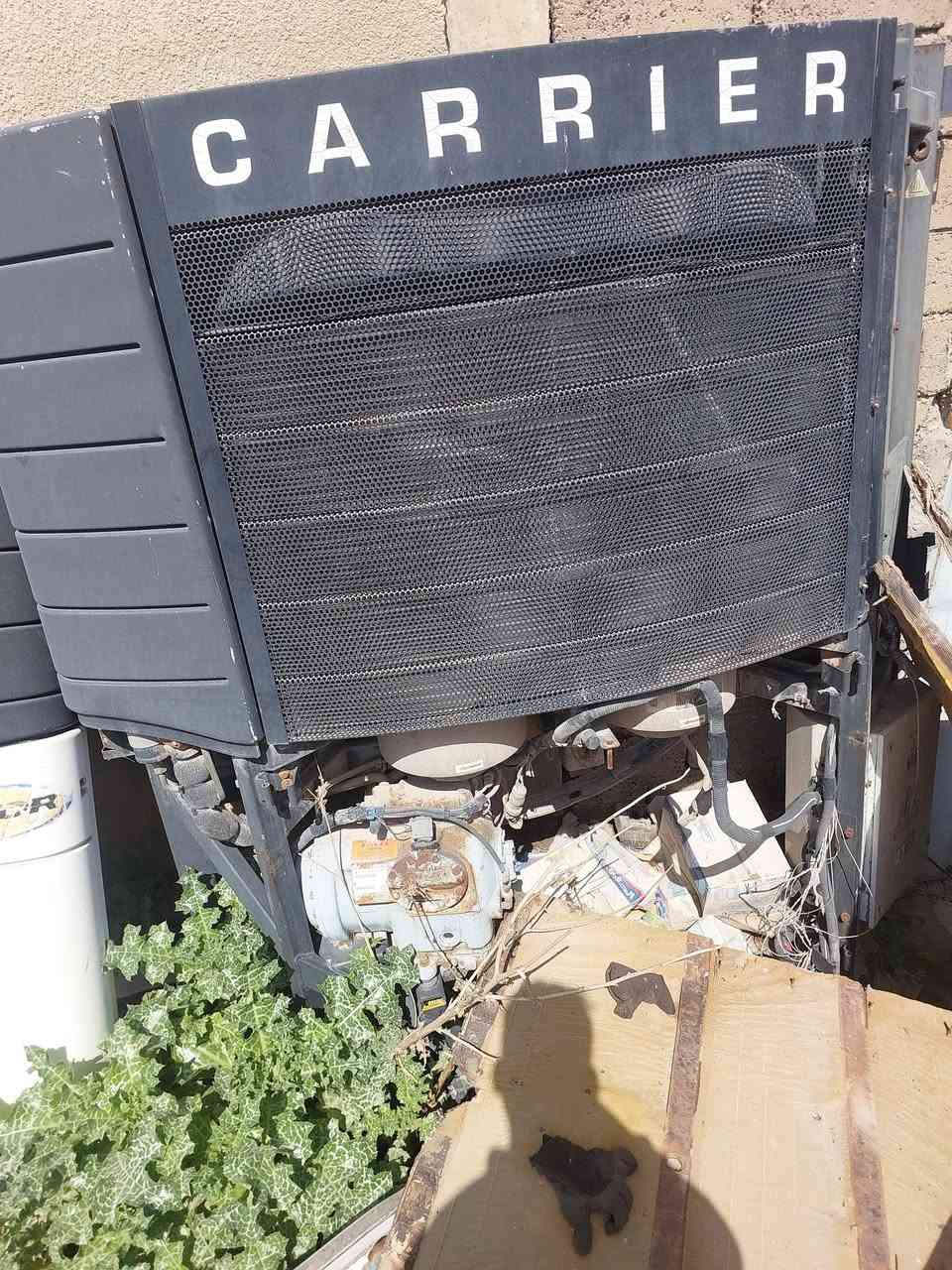 اجهزه تبريد محور كهربائي للبيع العنوان بغداد الغزاليه ***********
