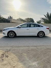 فتحة سقف • ٢٠١٥ • مكفوله