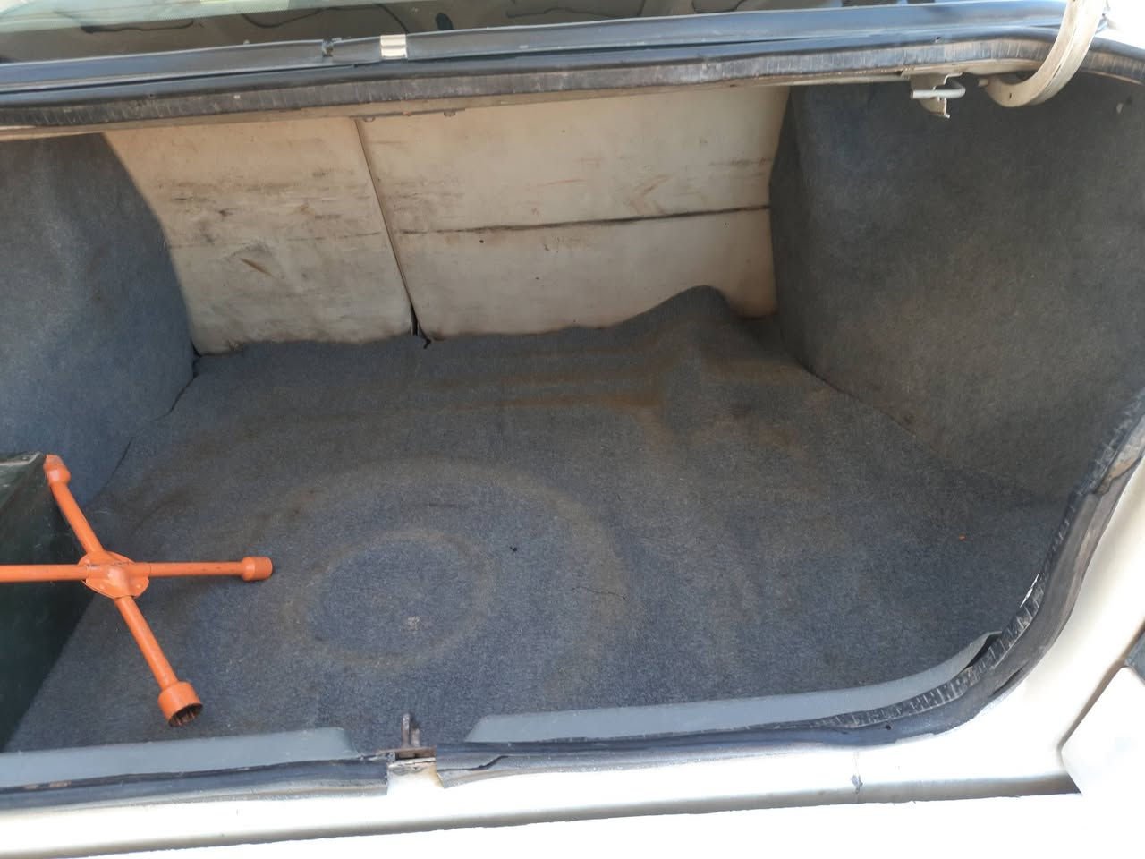 سيفية نفخ موديل 1994سنوية 2028تخم تاير حدادية جديدة غرفة بلادية شرط تحويل مكاني ديالى شهربان رقم ***********
