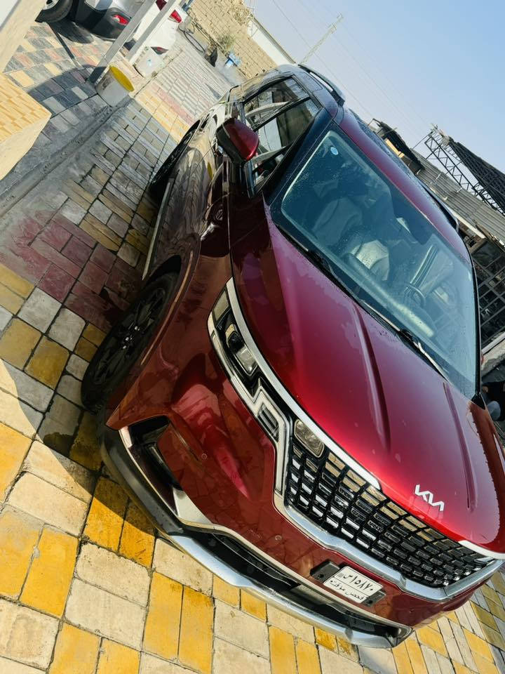 السلام عليكم 
كيا كرنفال 2023 فول مواصفات برستيج لون كرزي 🍒 مميز 
فتحه وبانوراما 
كشن جلد 
6 كاميرات 
صندوق كهرباء 
مكينة ٣.٥٠٠
لايت زنون 
بصمه تشغيل وتشغيل عن بعد 
أبواب كهرباء شفط 
شاشةًكبيره متصل 
رادار امامي خلفي جانبي 
حاسات اماميه خلفية 
سايد بريك كهربائي 
كفالة كير محرك شاصي 
ضرره فقط بنيد بدون دواخل 

للتواصل الاتصال 
***********
