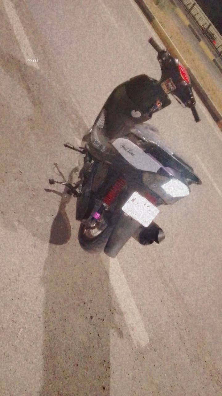 السلام عليكم ماكس عدله دراجه كلها كامله سيلفي وهندر كهربائيات كلها تشتغل طائرات جددي كره كامله فرنسا اف ام ما بيها اي نقص سلفوهندر كامله ماكينه بلاد 49 مكان ديالى بعقوبه التحرير السعر 550 وبيها مجال وهذا رقم الهاتف ***********
