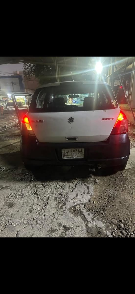 سوزوكي سويفت موديل 2010  الاتصال على صاحب السياراه *********** الاستفسار السعر ٥٥ ورقه
