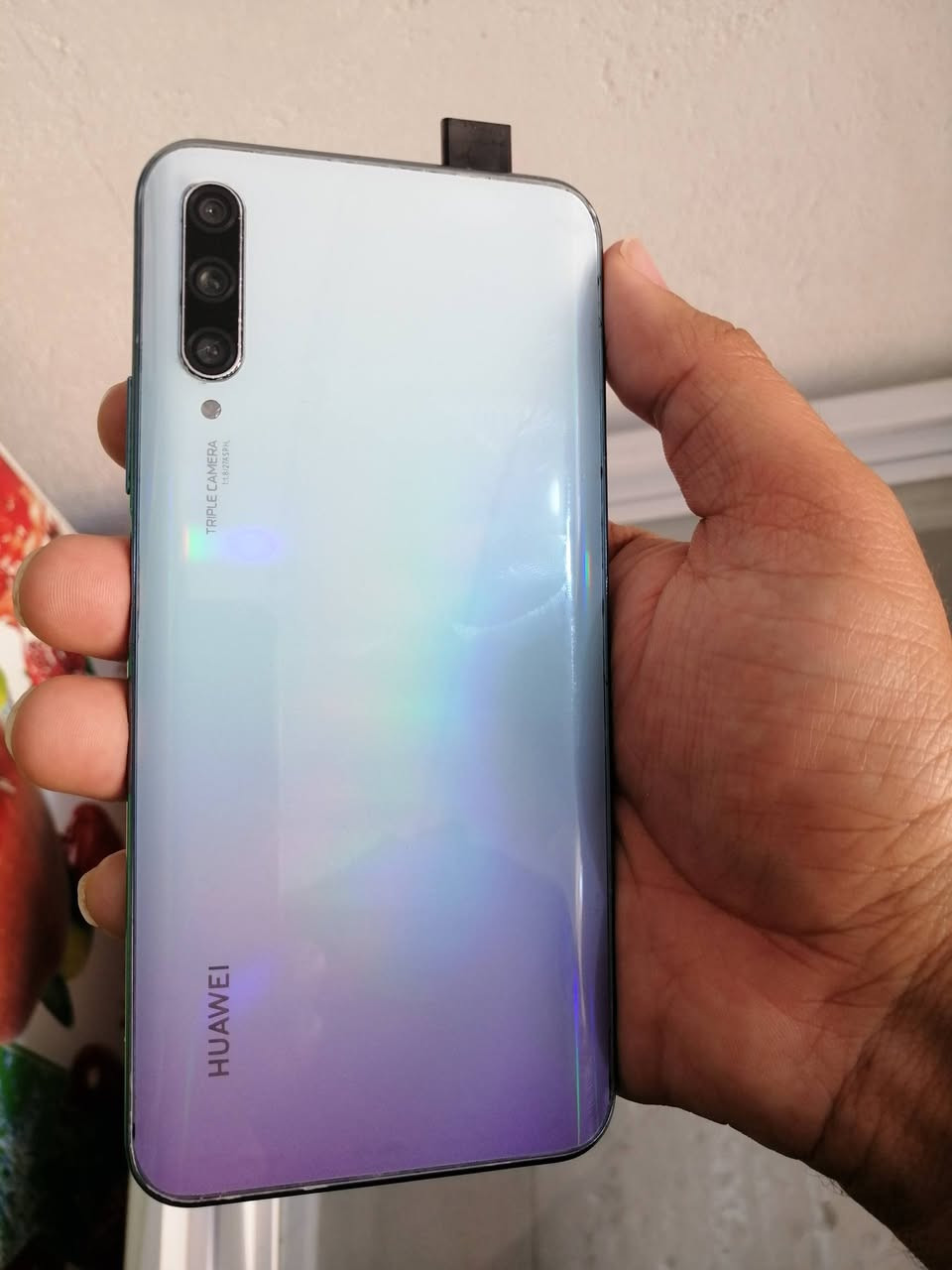 السلام عليكم جهاز للبيع واي 9 اس جهاز مكفول الذاكره ١٢٨ جهاز نضيف ما ويا ملحقات السعر 100 الشراي يتصل ***********
