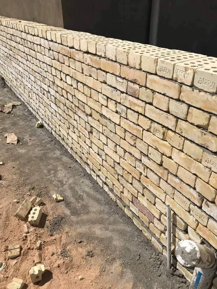 سلام عليكم خلفه بناء متفرق الشغل فول والسعار مناسبه الاتصال ***********واتساب
