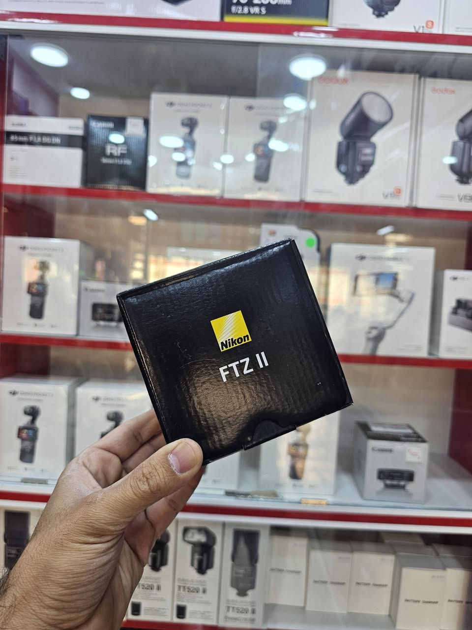 توفر جديد 
توصيل متوفر لجميع المحافظات 
Nikon z6ll 
24-120
ادبتر Z
مكتب الارجوان لخدمات التصوير في الديوانية 
العنوان 
شارع المواكب قرب شركة الطيف القديمه الشارع المقابل لشركة عماد فاهم للسفر 
***********
***********
