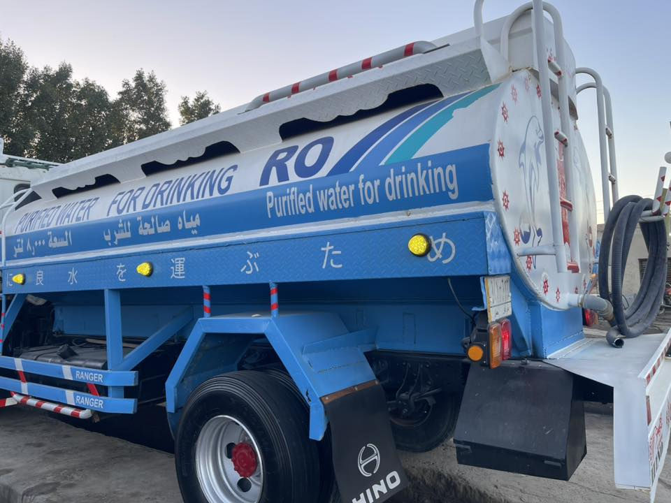 يالله السلام عليكم هينو للبيع سياره مكينه 70جديده تخم تاير 
حداديه جديده سياره جاهزه وخير من الله 
للستفسار ***********
