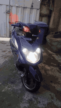 السلام عليكم 
سكنس فحل نوزل طلاعات
مكينه بلاديه مفتوحه بس ناعمه 
شلعه ومعدل فول 
بيه كلج خلفي رياضي 
كهربائيات كامله نكره سلف 
٥٥٠ وبيه مجال لشراي 
***********
