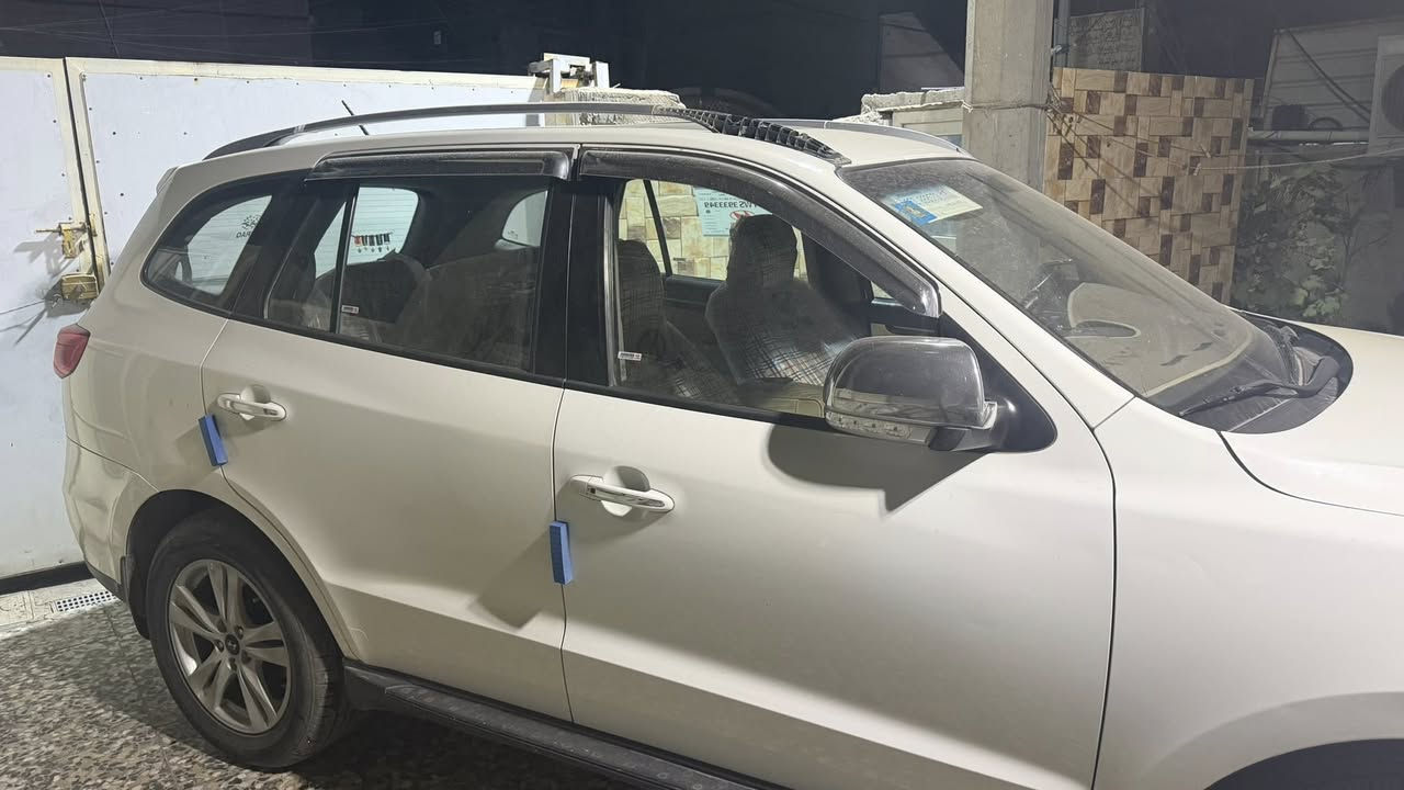 السلام عليكم سنتافيا موديل 11 خليجي ابيض فول مواصفات 6 سلندر بصمه حساس فتحه 7 راكب اشاير بالمري وشفط  كشن كهرباء شاشه لايت زنون عدسه العالي تخم تاير جديد الكشن مدوشم  وكاعيه جلد ماشيه 200 الف السياره بيه صبغ بالبنيد وبالباب الخلفي والجاملغ شويه اثر شخوط بدون معجون السعر 145 بغداد انكليزي باسمي  الاتصال ع الرقم ***********
