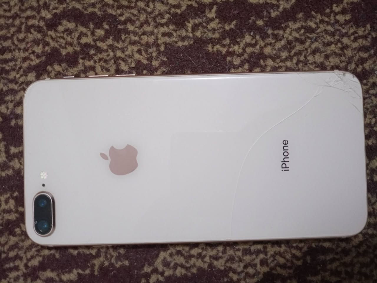 السلام عليكم للبيع ايفون 8 بلاص
بطاريه 79 بلاديه ما مبدله شاشه بلاديه جهاز خير من الله
السعر 175 وبيه مجال مكان الفلوجه 
 ***********
