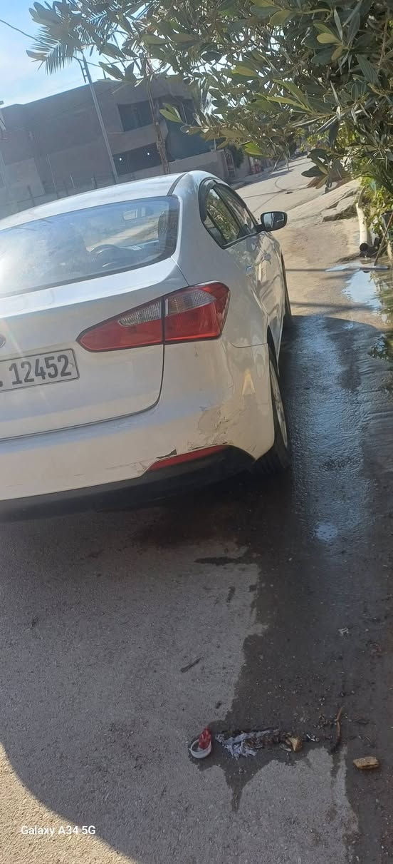 سيراتو ١٤ خليجي مكينه الف وستميه السعر ١١٨ وبيه مجال العنوان واسط الزبيديه ***********
