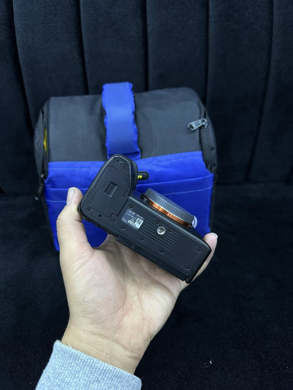 Sony a7Siii
نظافتها ٩٥٪؜ 
ويا جنطه حزام شاحنة 
سعرها مليونين ٨٥٠ الف 
شراي تعال خاص


**إذا كنت صاحب هذا الإعلان وتريد حذفه لأي سبب، رجاءا أرسل رسالة إلى الدعم الفني**