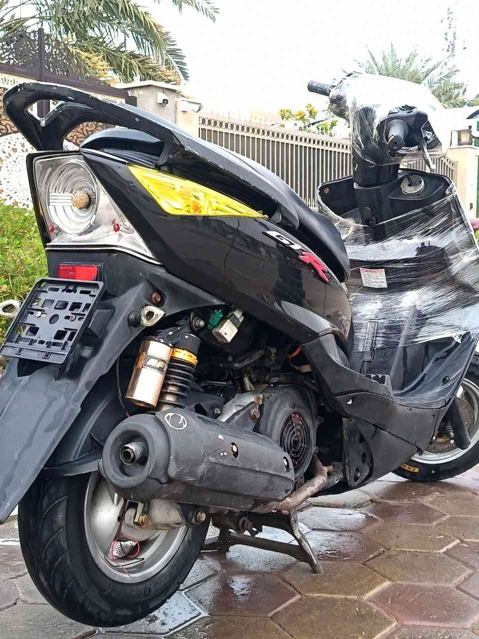 السلام عليكم شباب دراجه ماكس ثعلب 140 مكينه خرسه و ناعمه كلش  لا تنقيص ولا تبخير شلعه ومعدل  كفراتها بلاديه كهربائيات كلها شغاله سلف هندر نكره بكل وكت  قفل ستيرن وبانزين شغال السعر 600 وبيها مجال مكاني غزاليه رقمي. *********** واتساب❤
