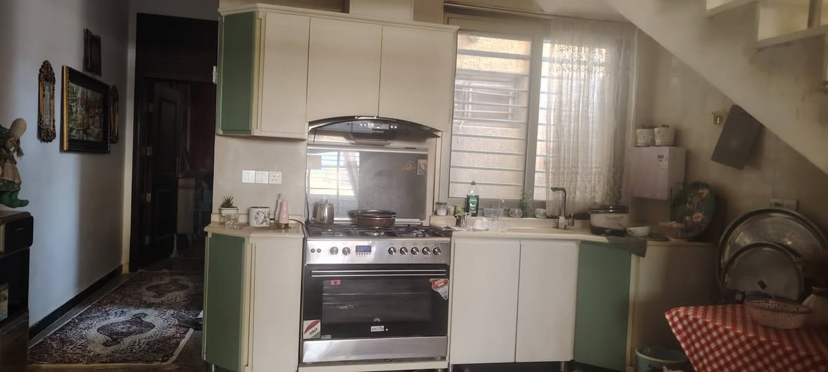 كاونتر للبيع عمل شركة التقدم
المنيوم والHDF
للتواصل ***********
