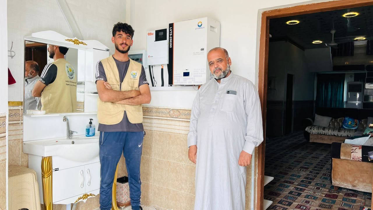 تم بحمد الله تنصيب منظومة طاقة شمسية من كوادرنا للأخ الشيخ هاني العلي الثامر شركة قوة الشمس بإدارة بهاء الحساني ***********
يوجد نقد
ويوجد أقساط ع ماستر كارد الرافدين
بمقدمه وبدون مقدمه
