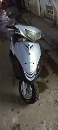 ماكس ثعلب • سلف وهندر • مدينه الصدر