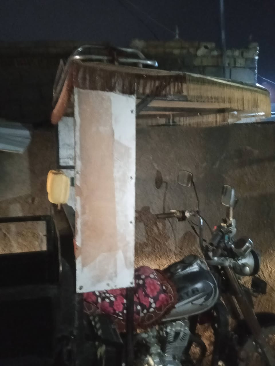 ستوته ام تي أر موديل 15 تخم تاير  دبلات جدد  كهربائيات كامله رقم دولي سنويه للغاية 28باسمي مداور مباشر السعر 1مليون و900
للتواصل ***********
