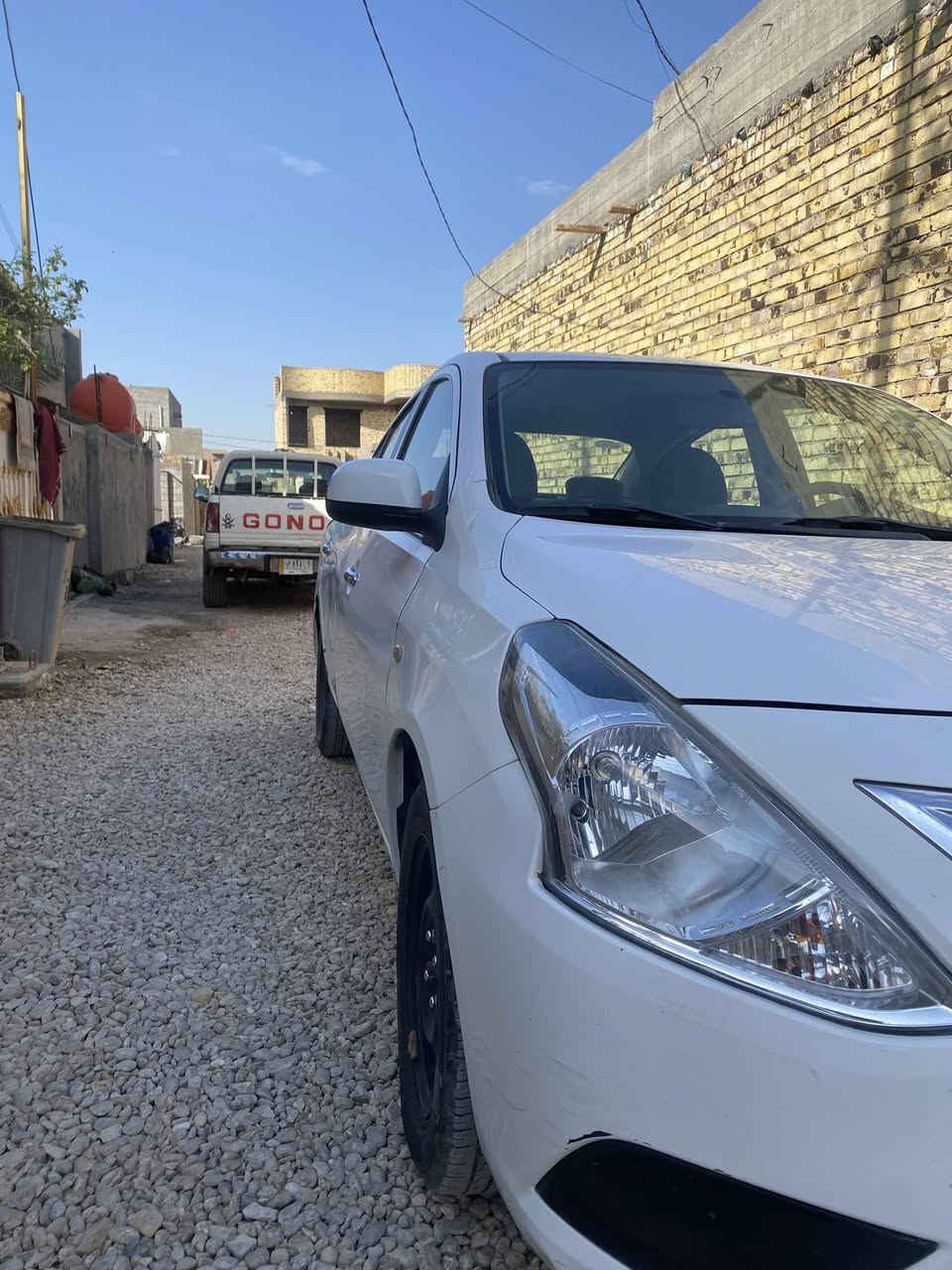 السلام عليكم 
نيسان صني موديل 2021
 هندي ام البليته الزركة 
رقم بابل بأسمي شخصياً سنوية 2031 
السياره بيها جاملغ امامي مبدل 
 وطخه بسيطه بالباب الخلفي علئ وضعها 
وشويه بارد جوه قبق البانزين قليل كلش 
السياره ماشيه 131 
مكينه كير حداديه تبريد كله كفاله وجديد 
تبريد ثلج 
تخم تاير جواها . باتري جديد . عبوة فيت بم جديد السياره ما ناقصها برغي مال جناي 
السعر 103 وبيها مجال للشراي 
مو شراي لاتعبني اخيك
الهاتف ***********
