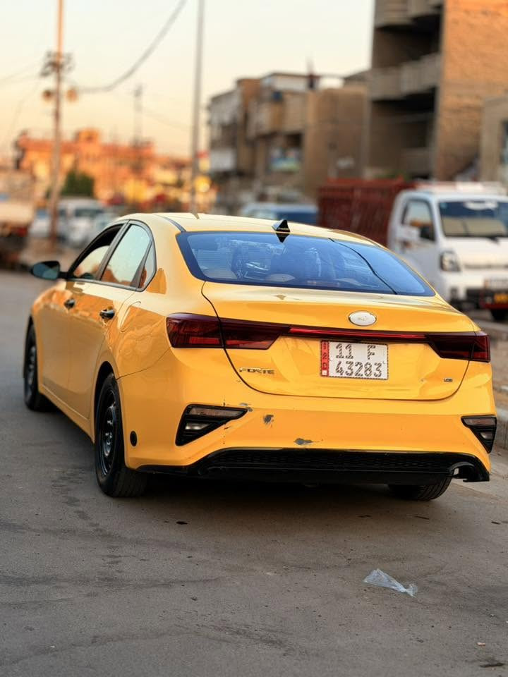 السلام عليكم للبيع كيه فورتي مديل 21فول مواصفات تبريد ثلج تخم تاير جديد صدر حداديه كله جديد بيه منضومه غاز السعر 115 وبيه مجال العنوان بغداد صور الحادث مرفق مع المنشور رقم الهاتف ‭ ￼￼

‭***********‬
