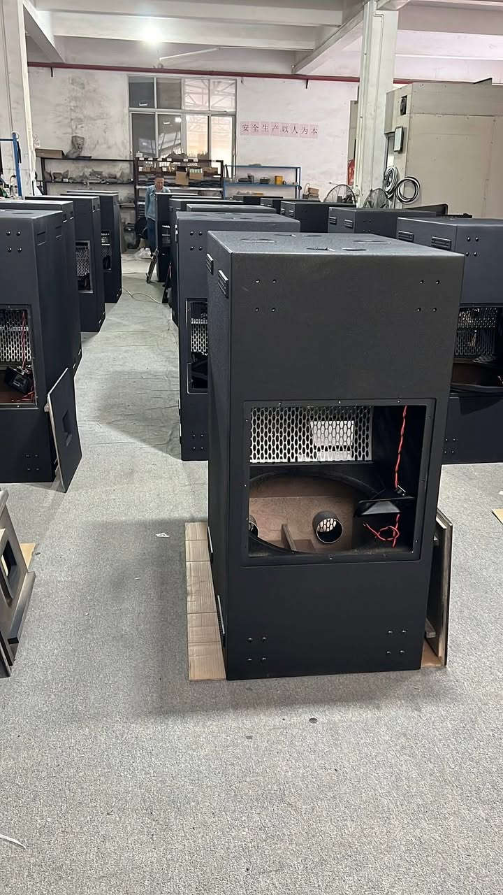 🎥 Behind the Scenes | Proceso de Producción Profesional

This is how we build our powerful Dual 18” subwoofers.

🔊 4000W high-power drivers
🔊 Heavy-duty cabinet construction
🔊 Professional assembly and testing
🔊 Designed for high SPL applications

Built for rental companies, live events and professional touring systems.

🏭 Direct from Factory
📦 Worldwide Shipping Available

#Dual18Subwoofer
#4000WSubwoofer
#Subwoofer
#BassSpeaker
#ProfessionalAudio
#ProAudio
#LiveSound
#ConcertSound
#SoundSystem
#SpeakerFactory
#OEMAudio
#StageSound
#DJEquipment
#AudioRental
#SpeakerManufacturer
#SonidoProfesional
#SubwooferProfesional
#AudioProfesional
#SistemaDeSonido
#GravesPotentes


**إذا كنت صاحب هذا الإعلان وتريد حذفه لأي سبب، رجاءا أرسل رسالة إلى الدعم الفني**
