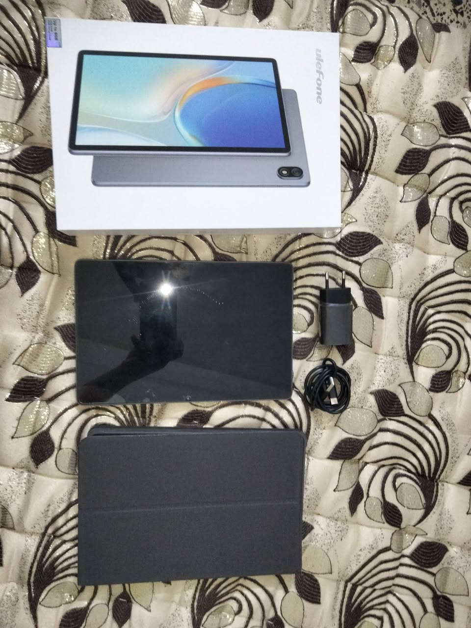 السلام عليكم ايبات للبيع UIeFone Tab W10 كيكه 128 عشوائيه 8 بطاريه 6600 اي عيب مابي كسر بل لزكه الفوك مو الشاشه وبي كسر صغير يم مدخل السماعه موضح بل صور مستخدم قليل السعر 120 بي مجال الرقم *********** مكان كركوك حي عروبه وتدلل
