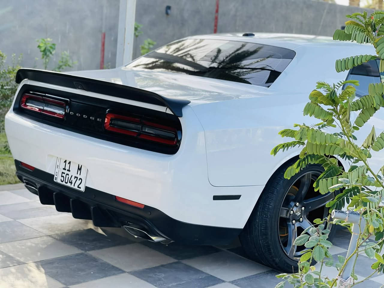 السلام عليكم جالنجر للبيع موديل 2022 RT 5700 بيه حادث جاملغ وبنيد بيه باب بيه كلير من امريكا الحافه الجوه من الباب كفاله شاصي ولغد  سياره جاهزه بدون نواقص كلشي متحتاج بيه غرفه مل سكات عليه برمجه سيفتي مل مصطفى ايكل رقم بغداد تحويل مكان سياره بابل مركز رقم اتصال ***********
