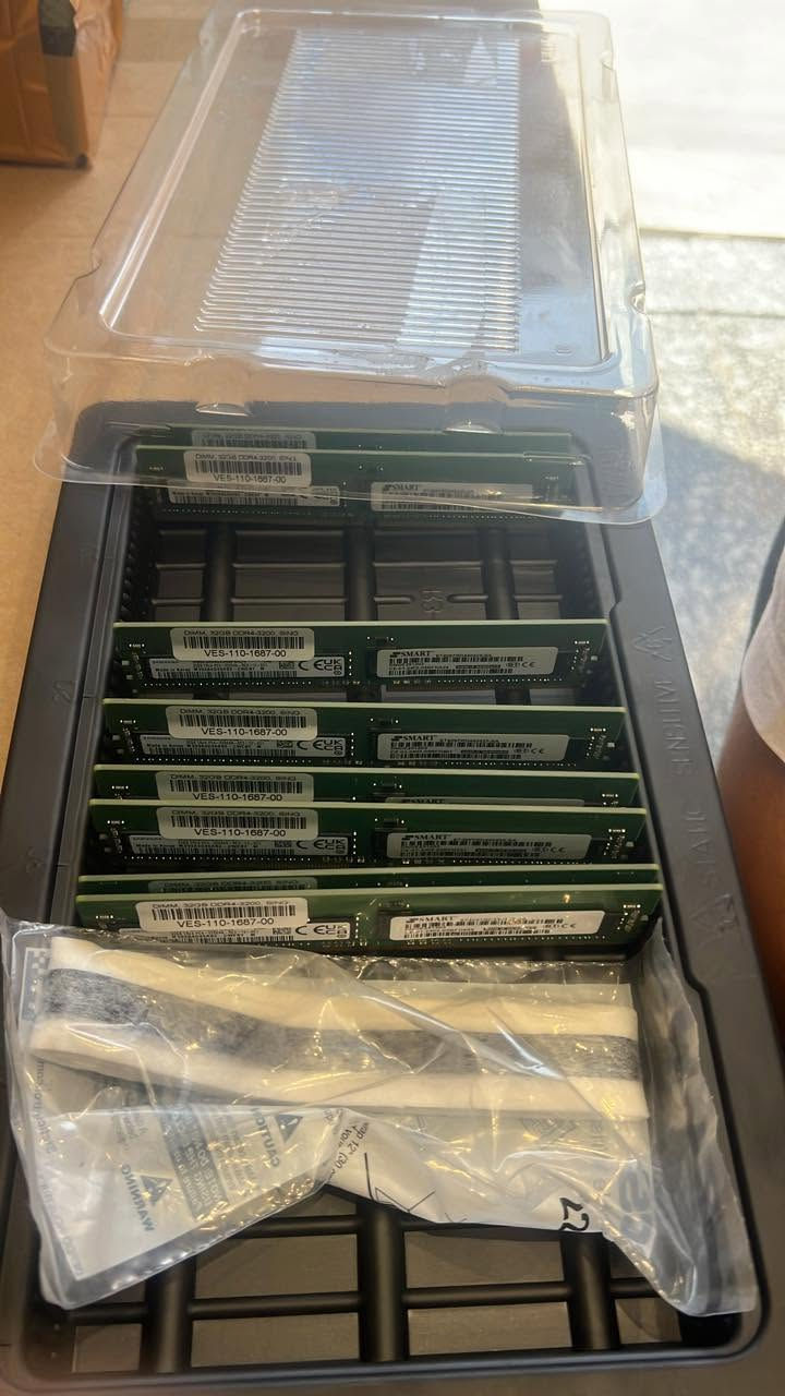 سلام عليكم
رامات عدد (8)  مواصفاتهن كالتالي :
السعة لكل واحد 32 GB
نوع3200 - DDR4
من شركة Samsung
 
* ابيعهن جملة ما ابيع مفرد 
رقم الهاتف : ***********￼
