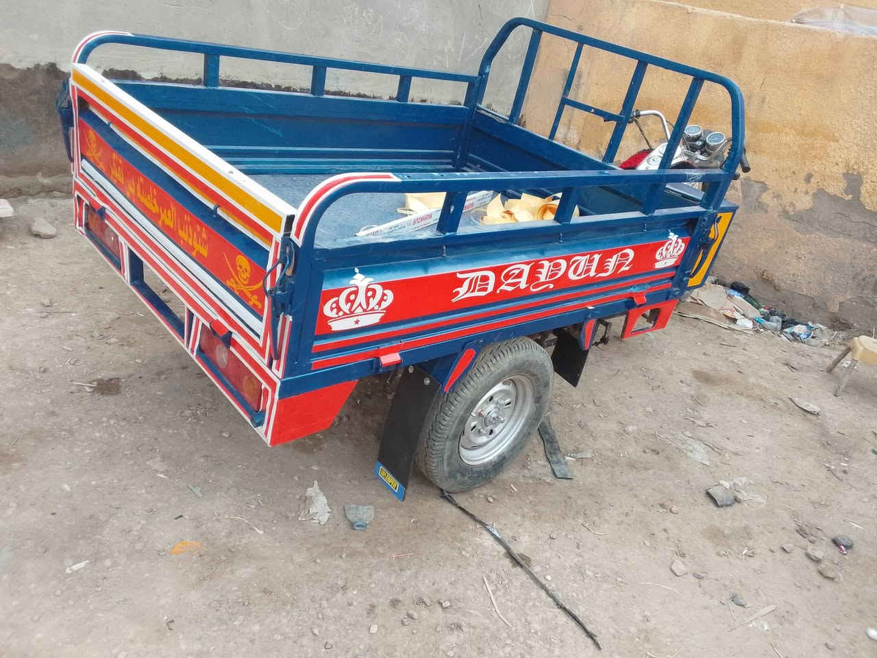 السلام عليكم ستوته للبيع موديل 14 اوراق اصوليه مكينه حلوه كهربائيات كلها شغاله السعر 1,250  المكان كوت شارع النفط  الشراي يتصل *********** 
***********
