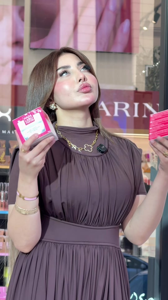 ⁨	مرطبات ليلي ونهاري من hada labo 🔥🔥  امتلاء ترطيب لمعة رهيبة يقلل مظهر الخطوط الدقيقة والتجاعيد💕⁩


**إذا كنت صاحب هذا الإعلان وتريد حذفه لأي سبب، رجاءا أرسل رسالة إلى الدعم الفني**