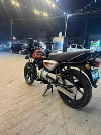 بوكسر جبلي للبيع نضيفه خير من الله تحفيت جديد غراض شركه السعر1350 مكان...