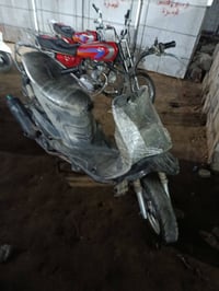 ماكس منغولي • موتور