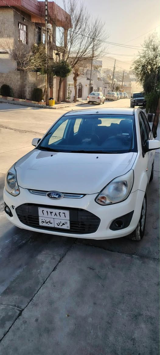 فۆرد فیگۆ ٢٠١٥، پاک و بێکێشە، سەنەوی تازە، ٢ پارچە بۆیاخە بێناوگرتن. تازە پۆلیش و قەڵەمکاری کراوە، بێ مەسرەف و بێ کێشەیە، 
*********** السليمانية, العراق
