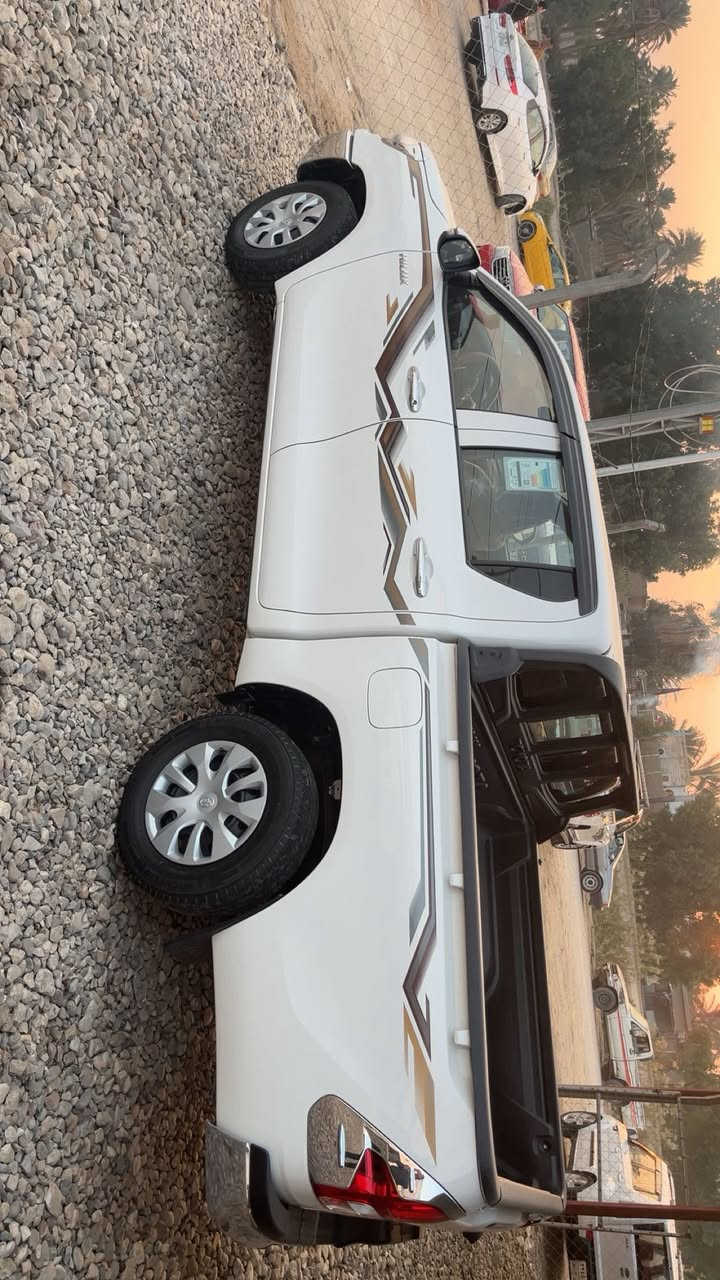 السلام عليكم  للبيع بيكم هايلوكس ناصي موديل 2024سياره زيرو صفاره ماشيه 11الف رقم بغداد
تحويل مباشر العنوان ديوانيه للاستفسار الاتصال على الرقم ***********
