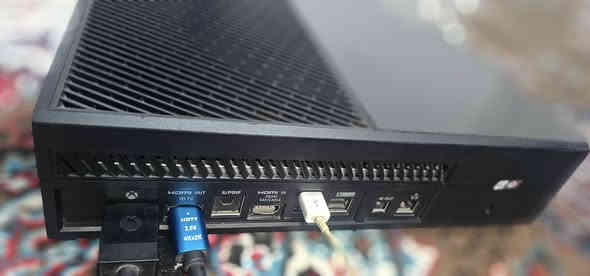 السلام عليكم حبايب♦️
اكس بوكس ون فات للبيع ذاكره ٥١٢♦️
كامل ملحقات محوله +جوستكات ثنين واحد شغال والثاني عاطل +كيبل كلكسي+كيبل اجدي ام اي+قرص جي تي اي الجهاز كامل ملحقات الشراي يراسلني خاص او يتصل *********** السعر ١٢٠ وبيه مجال توصيل مجاني لجميع محافظات العراق
