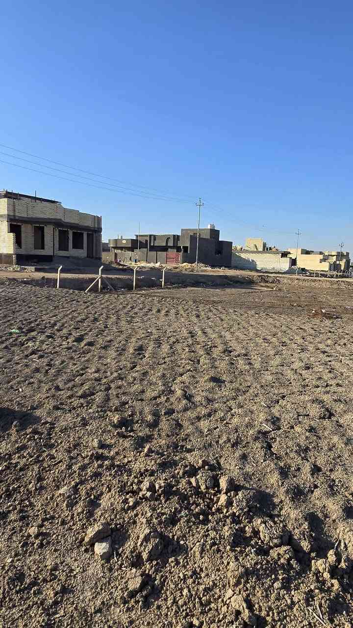 #للبيع #للبيع 

 قطعتين أرض وحده مجاوره للثانيه طابو زراعي سند ٢٥ تحويل مباشر بأسم المشتري عنده الاتفاق على الشراء 🏡

#مساحه كل قطعه ٢٠٠ متر  مساحة القطعتين ٤٠٠ متر 🏡

واجه ١٠  متر 🏡

نزال ٢٠ متر 🏡

تتوفر فيها جميع الخدمات من ماء وكهرباء وتبليط قيد الانجاز 🏡

الموقع المحاويل ملحق حي النور  شارع معمل النسيم وتبعد عن شارع حله بغداد ١٥٠ متر 🏡

باقي التفاصيل موضحه في مقطع فيديو والصور 📷 

🌿🌿🌿🌿🌿🌿🌿🌿🌿🌿🌿🌿🌿
#للإستفسار اكثر او معرفة السعر يرجى مراسلتنا او  الاتصال على الارقام التاليه او زياره #مكتب #عقارات #اراضي #المحاويل الكائن في قضاء المحاويل حي ١٧ قرب #مقهى الصياد القديم 
*********** / *********** حسين أبو شمس
