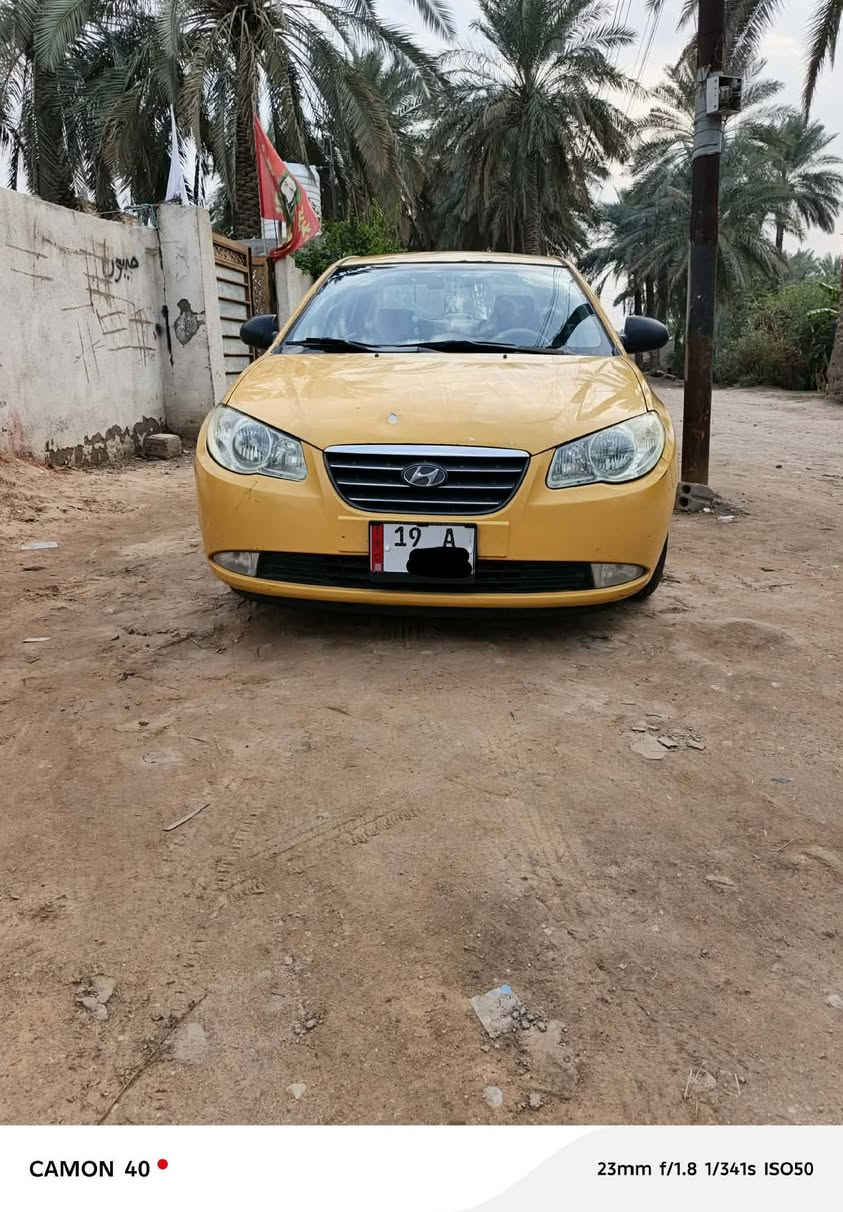 السلام عليكم  النتره 2007مقدس خليجي
بيها ضربه بصفحه السايق 
مكينه2000
كير محرك حداديه خير من الله 
رقم كربلاء انكليزي بسمي
 تحويل ثاني يوم 
مكان السياره  بابل 
السعر 85وبيها مجال 
الرقم ***********
