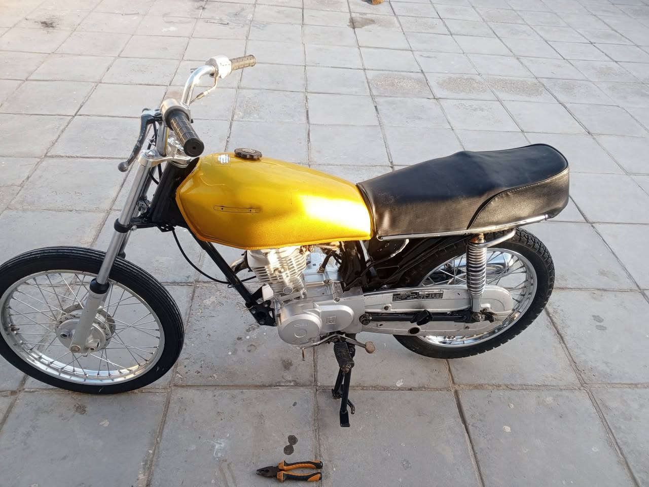 سلام عليكم دراجه نامه اصلي شلامجه دراجه ما مفتوحه تعمير 25 دراجه شوفت عينك ما عايزها اي شي مكان الناصريه لمركز ستفسار تعال خاص *********** هاذه راعيها فروسي القائد
