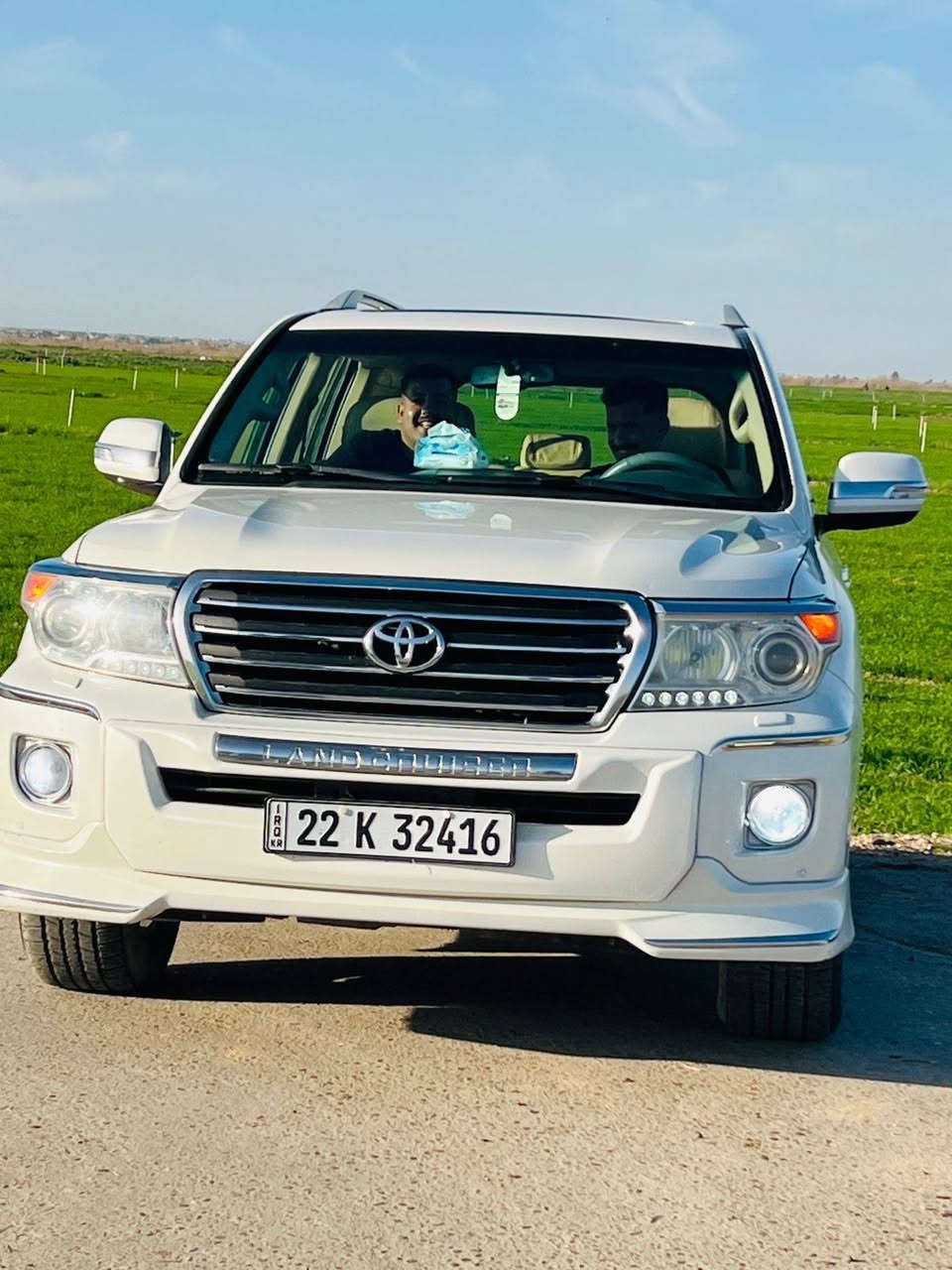 تويوتا لاندكروز موديل 2015  بدون تحديث اصلي 
مكفولة كفاله عامه من ضربه وصبغ وتبديل  بيها بارد بجاملق فقط
السيارة  مال جناي
رقم اربيل  تريد تحويل تريد وكاله ثاني يوم
السياره بريم معروفه مواصفاتها
فتحه سقف
وبصمه تشغيل 
وبصمات بيبان
وتشغيل عن بعد
اشاره ترحيب 
مري شفط 
حساسات امامي خلفي 
كامره خلفيه
شاشه كبيره 
كشنات جلد تدفئه وتبريد
تبريد ثلج ❄ 
السياره 3 قطع تبريد 
وبعد بيها مواصفات هواي 

الــســعــر 🟥 :: 4شدات وربع 💎
        
   للاستفسار 

رقم صـاحب السياره
***********
***********
