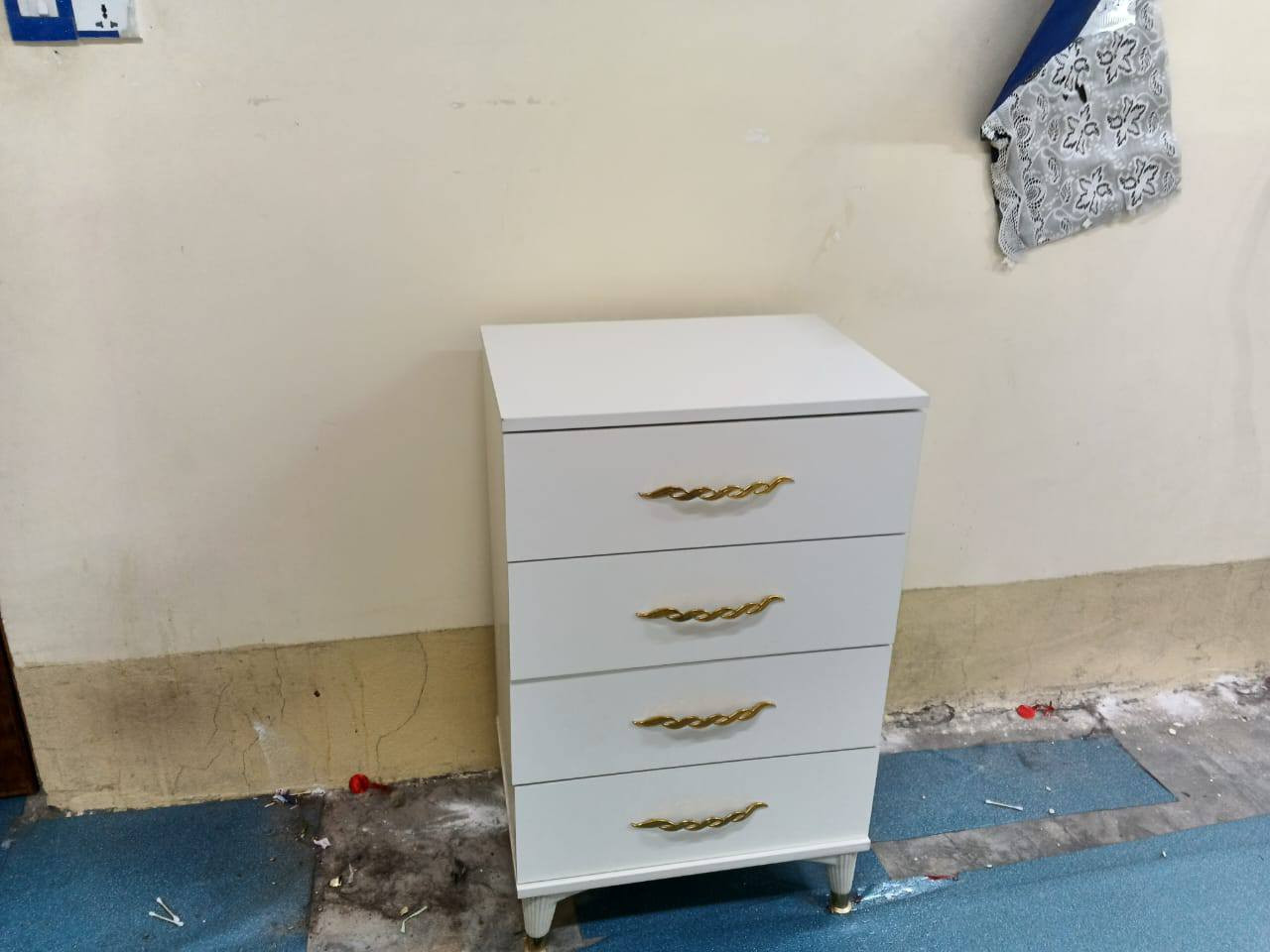 سلام عليكم غرفه نوم نضيفه كلش جلخ مابيه مكان نجف مهندسين سعر 600وبيه مجال فتح ونقل ع المشتري. مكلف بلنشر رقم راعيها ‏‪***********‬‏
