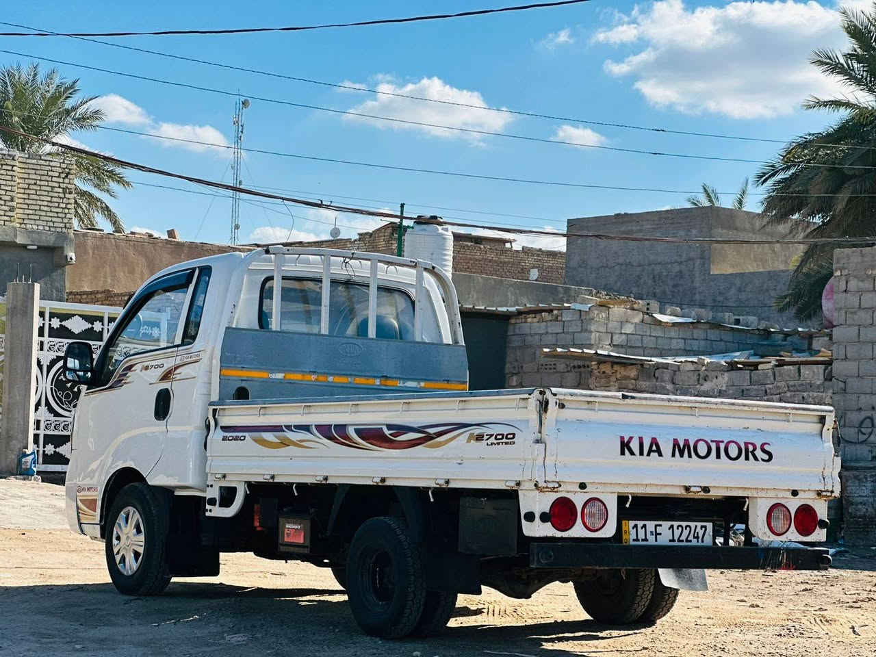 السعر ١٠٨ 
كيه بنكو عموشه موديل ٢٠١٦
 رقم بغداد دولي كير مكينه حداديه تبريد ثلج شرط الفحص تبديل بنيد أو بارد ٤ أصابع والباقي كفاله 
 ***********
مكاني بابل مشروع المسيب @الجميع @إشارة
