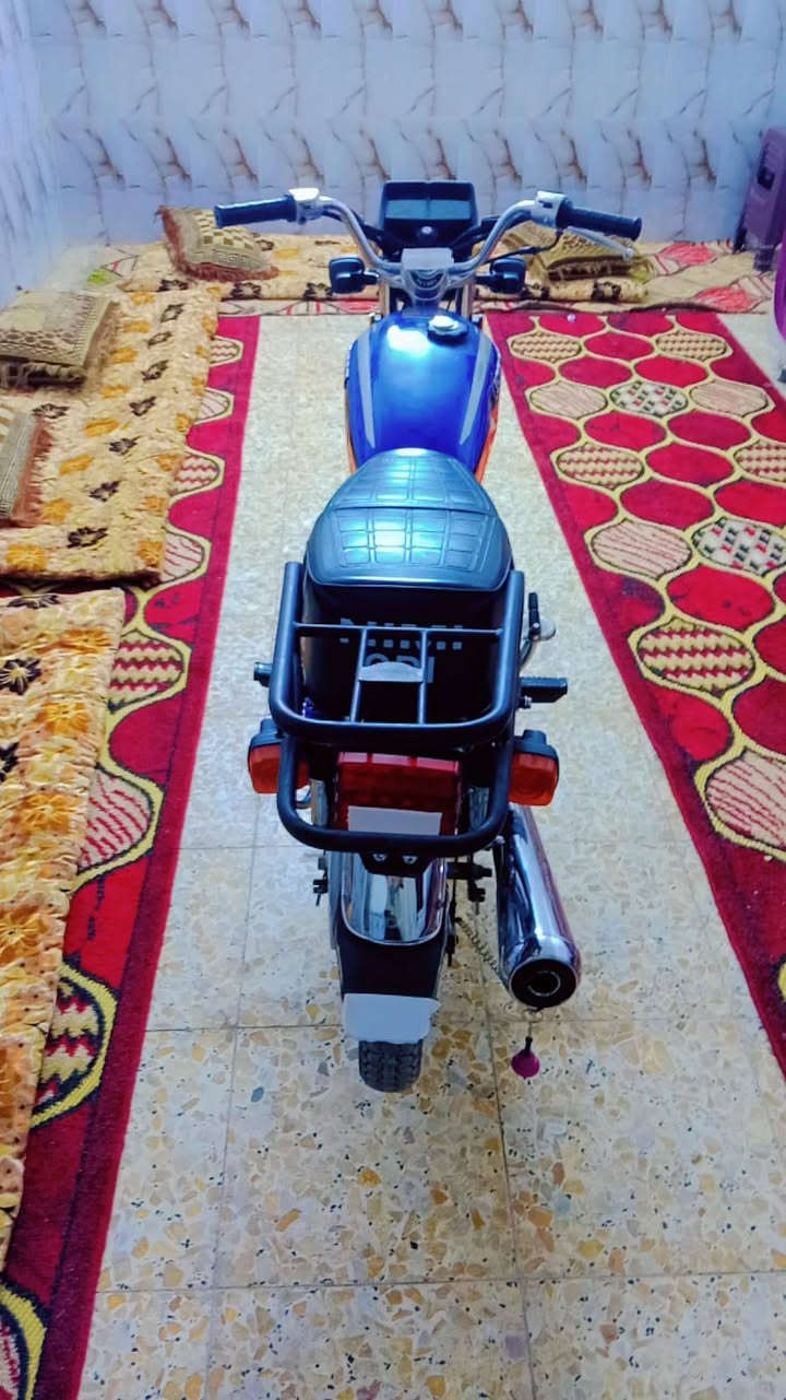 سلام عليكم شباب درجه نامه ال بيع موديل 25اورق
او سعره درجه 650او بيه مجل قليل نضافه فول رقم 
‏‪***********‬‏  حمودي إآ
