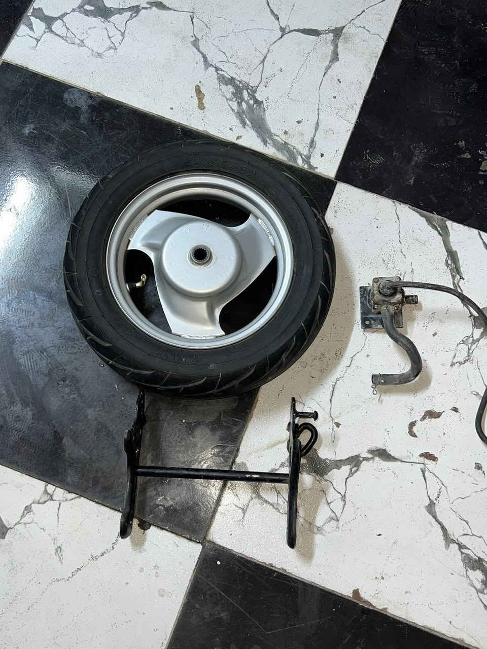 ‏أغراض مال دراجة ماكس تفسيخ للبيع السعر خاص***********
