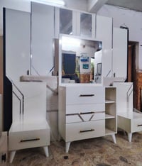 غرفه نوم 5 قطع اخت الجديده  نضافه 95% ابواب هيدروليك كل هذا بـ 550 شد ...