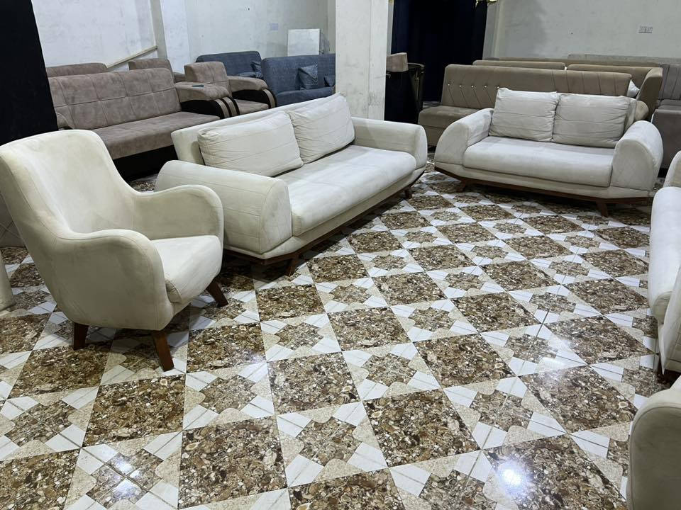 ئةم تاقم قةنةفة توركيية
بؤفرؤشتن ١٠نةفةرييةبيعيبة
ژم***********
شوين كةلار
