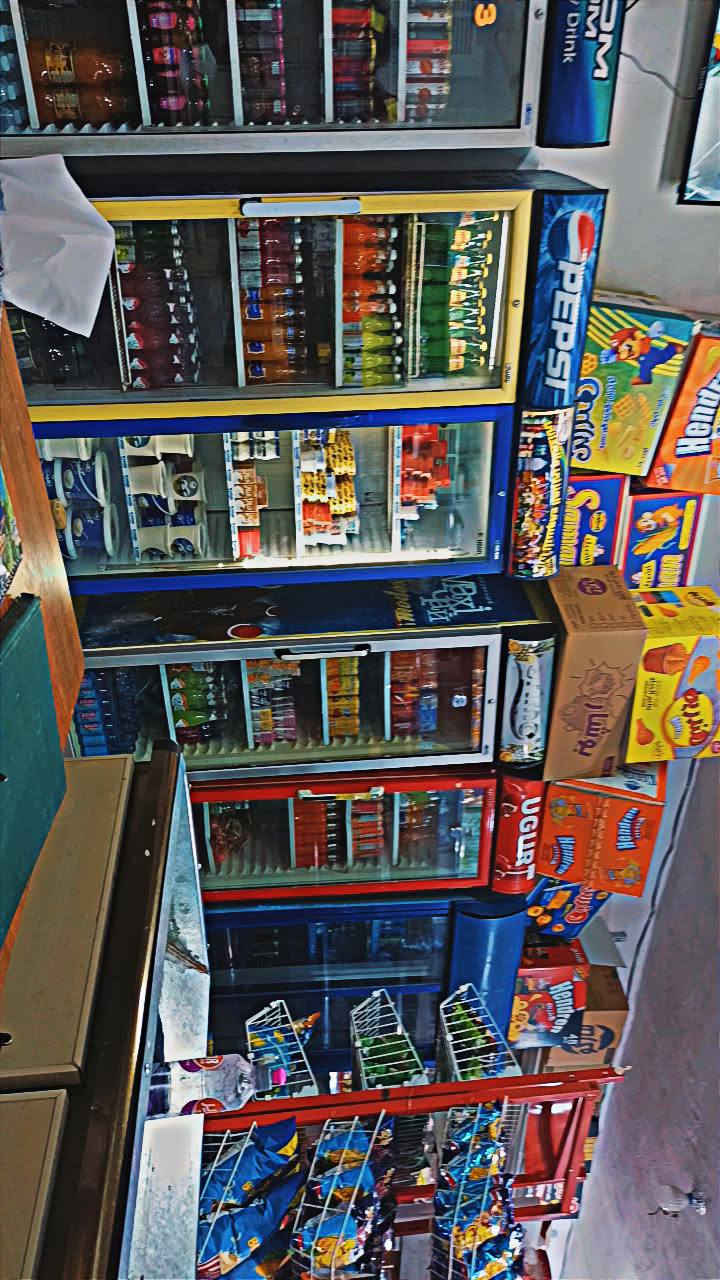 متاح اسواق للبيع برادات عدد5
2منهم دبل عارظه+مجمده+سبلت كنتوري+كومفيره رفوف خير من الله مثل مواظح بلفيديو للبيع كل بدون مفرد 
رقم لهاتف ‏‪***********‬‏
